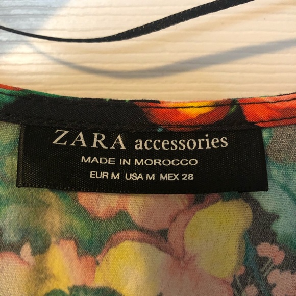 Zara Floral Wrap Dress - Picture 3 of 3